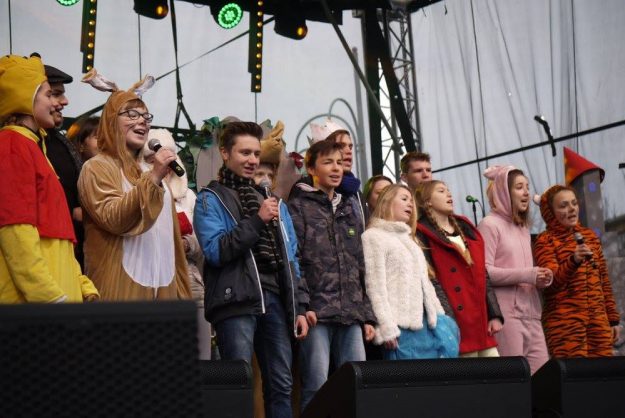 24297585_909674519188103_5972538351122611117_o