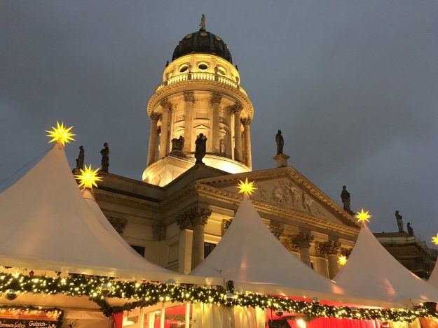 gendarmenmarkt-1674368_960_720